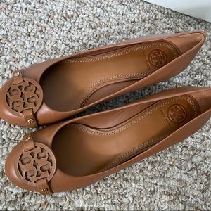 Brand new never worn Tory Burch wedges